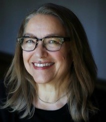 Lisa Fine : Professor